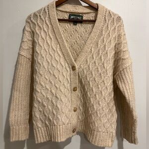AMERICAN EAGLE Beige Chunky‎ Cable Knit Oversized Cardigan Size S